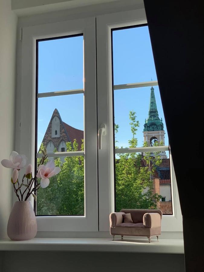 Szepty Mansardy Appartement Stary Toruń Buitenkant foto